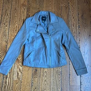 Forever, 21 gray faux leather jacket. Size Medium. Great condition!